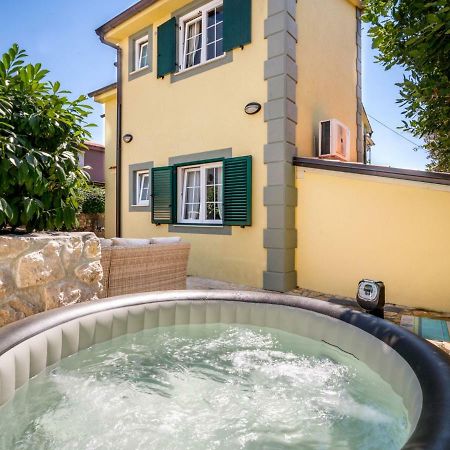Holiday Home Zora By Interhome Njivice Exterior foto